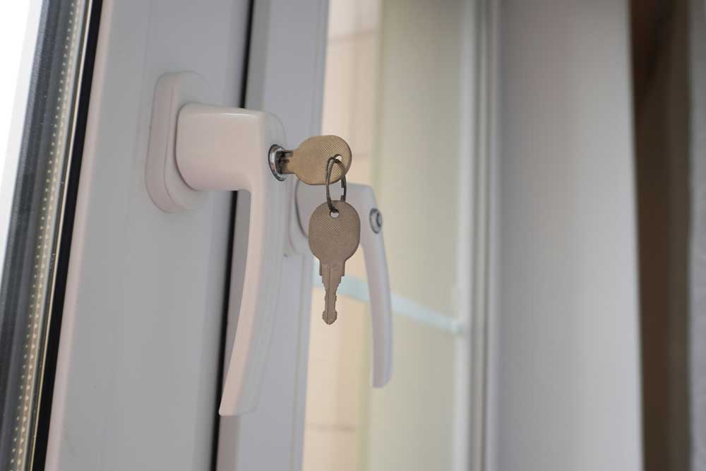 window lock Window handle and keys